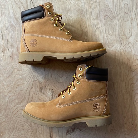 Women’s Timberlands - Picture 1 of 8
